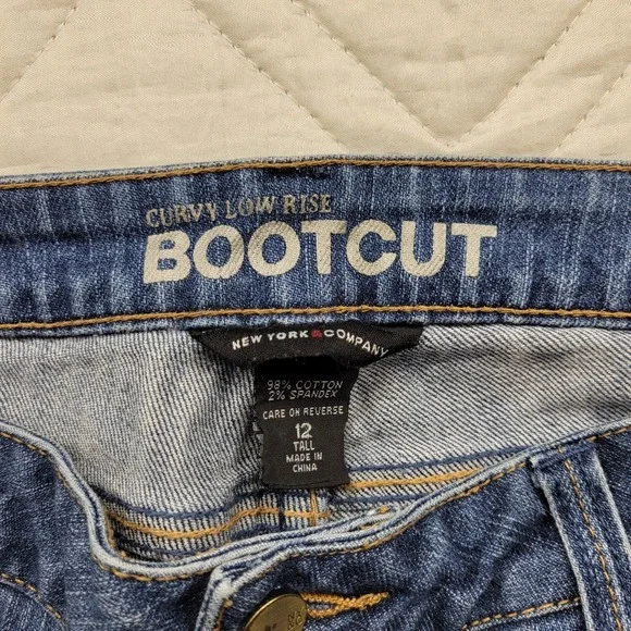 New York & Company curvy low rise bootcut blue jeans size 12T - Picture 4 of 5